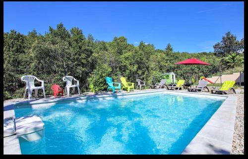Vesseaux House | Gite LES BOUCHES ROUGES avec piscine privée