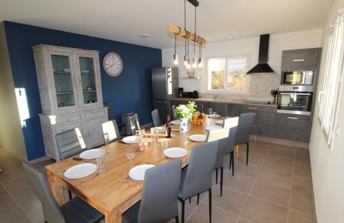 Vesseaux House | Gite LES BOUCHES ROUGES avec piscine privée