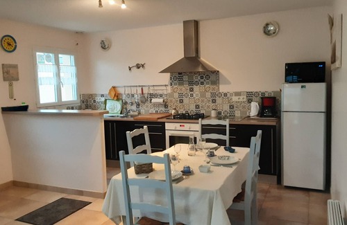 Portbail House | GITE LES CIGALES or LAVANDES