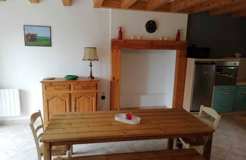 Landeyrat House | GITE LES RUISSEAUX - 5 people