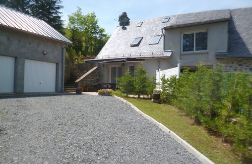 Landeyrat House | GITE LES RUISSEAUX - 5 people