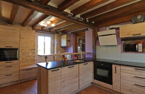 Les Ventes-de-Bourse Cottage | Gite Les Ventes-de-Bourse, 4 bedrooms, 9 persons