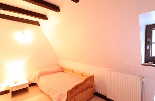 Marcoles Cottage | Gite Marcolès, 2 bedrooms, 4 persons