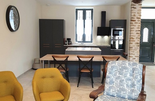 Mareil-le-Guyon Cottage | Gite Mareil-le-Guyon, 6 bedrooms, 12 persons