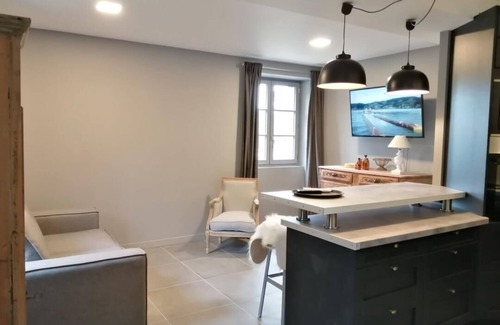 Labatut Apartment | GITE NEUF 3 étoiles grand confort au pays des gaves private parking