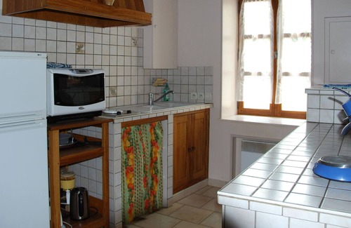 Neuville-aux-Bois House | Gite Neuville-aux-Bois, 2 bedrooms, 4 persons