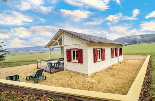 Montignac House | Gîte Prairie – Charm and Tranquility in Périgord Noir, Shared Pool, Terrace and Nature