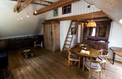 Hautefage House | ' Gite Q'uatre ' Charlannes