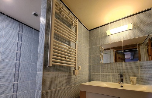 Rivarennes Cottage | Gite Rivarennes, 5 bedrooms, 12 persons
