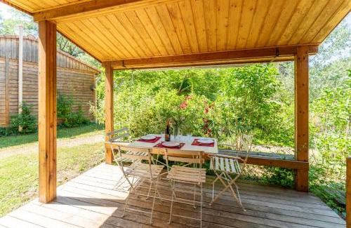 Mirabel-aux-Baronnies Ski Chalet | Gite Romarin