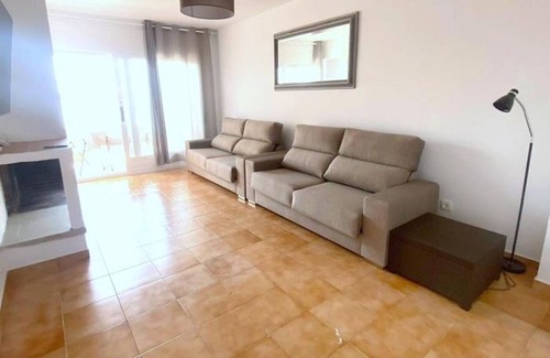 Santa Margarida Cottage | Gite Roses, 5 bedrooms, 8 persons