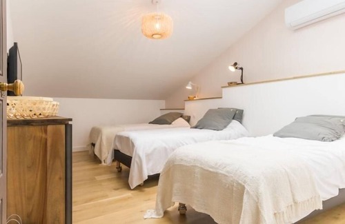 Saint-Hilaire-de-Clisson Cottage | Gite Saint-Hilaire-de-Clisson, 2 bedrooms, 5 persons