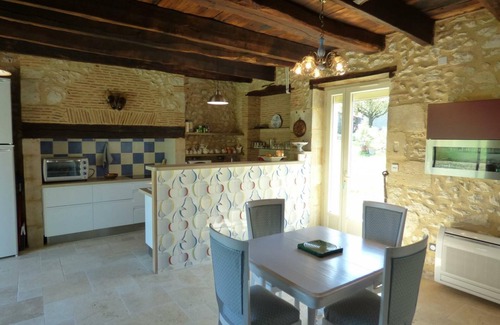 Saint-Pierre-de-Chignac Cottage | Gite Saint-Pierre-de-Chignac, 2 bedrooms, 6 persons