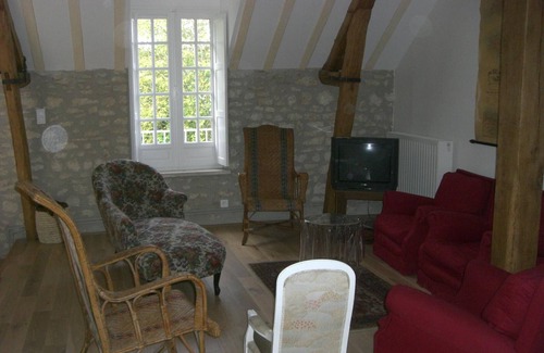 Saint-Georges-sur-Cher Cottage | Gite Saint-Georges-sur-Cher, 5 bedrooms, 12 persons
