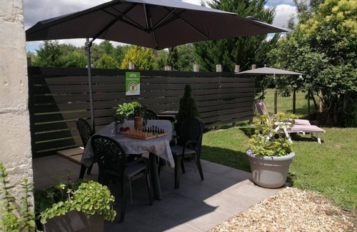 St-Michel-de-Double Cottage | Gite Saint-Michel-de-Double, 2 bedrooms, 4 persons