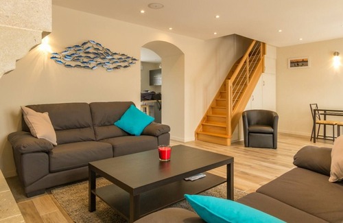 Saint-Vaast-la-Hougue Cottage | Gite Saint-Vaast-la-Hougue, 4 bedrooms, 10 persons