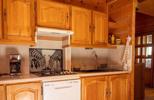 Salles-Curan Cottage | Gite Salles-Curan, 3 bedrooms, 6 persons
