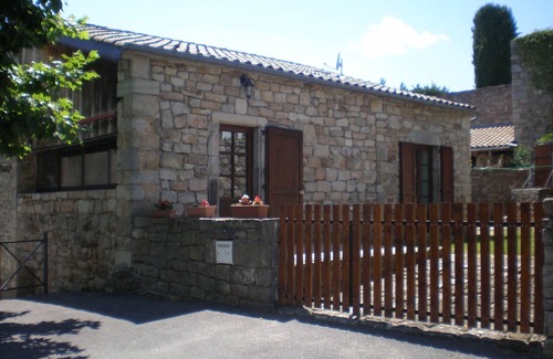 Chambonas House | Gite south ardeche bordering the chassezac river