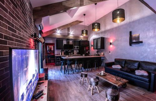 Remiremont Apartment | Gite & Spa Privatif Glam'88 - Vosges