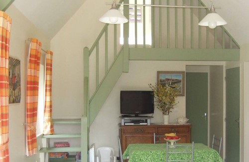 Theuville-aux-Maillots House | Gite Theuville-aux-Maillots, 2 bedrooms, 3 persons