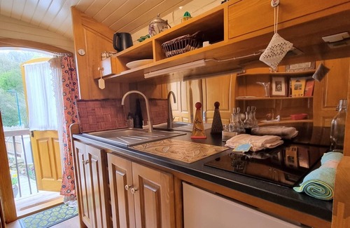 Vaureal Cottage | Gite Vauréal, 1 bedroom, 2 persons