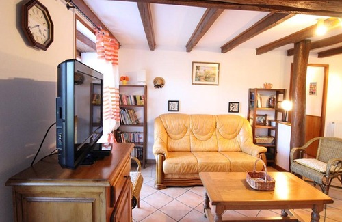 Chataigneraie Cantalienne Cottage | Gite Vitrac, 2 bedrooms, 4 persons