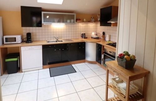 Chataigneraie Cantalienne Cottage | Gite Vitrac, 3 bedrooms, 6 persons