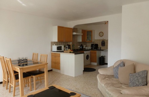 Capestang House | Gite1 T3 with swimming pool in the heart of the vineyards