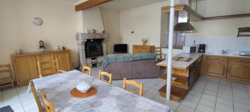 Laval-Atger House | Gites de france a tresbos