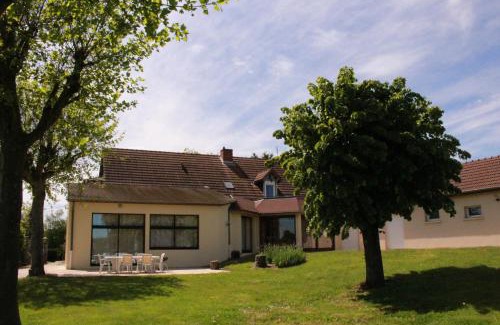 Le Breuil House | Gites de Montvaltin