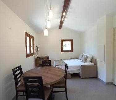 Pierlas House | GITES DE PIERLAS