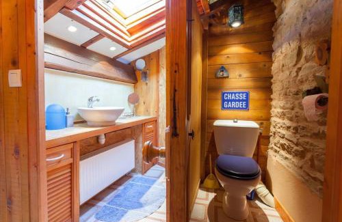 Yzeron House | Gites Des Esselards