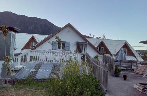 Cilaos Hostel | Gites le Matarum