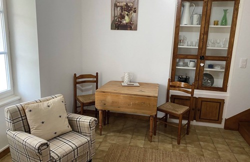 Ruffec House | Gites Rue Du Chateau - Three French Styled Cottages
