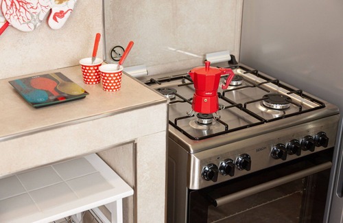 Levanto Apartment | Giulia Levanto - for 4, in centre, 5 minutes from beach and station to Cinque Terre