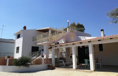 Cava dʼAliga Apartment | Giusi's House