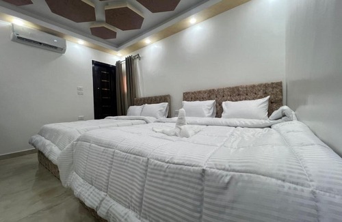Giza House | Giza pyramids Knight Inn