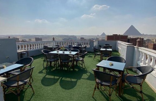 Giza House | Giza pyramids Star Inn