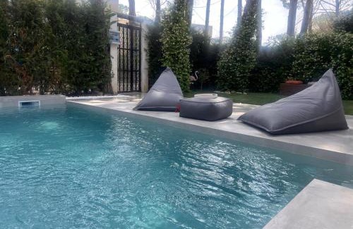 Ishem Villa | Gjiri Lalezit Swimming Pool Beach Villa