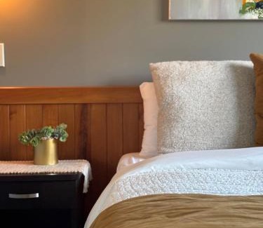 Franz Josef Glacier House | Glacier Cottage