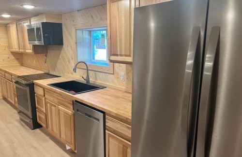 Bear Creek Apartment | glacier creek apartment