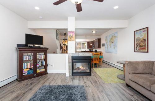 Alyeska House | Glacier Creek