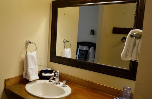 West Glacier Cabin | Glacier Guides Lodge