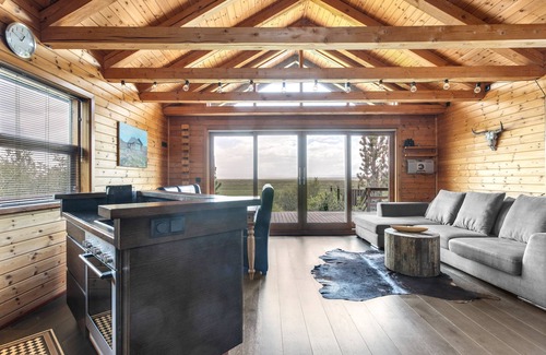 Blaskogabyggd Cabin | Glacier Lookout Lodge - Golden Circle