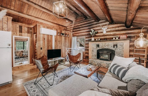 Warnick Cabin | Glacier Springs Cabin #76 - Wi-Fi - Pets OK
