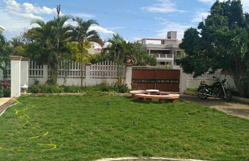 Kanathur Apartment | Glads bay resort