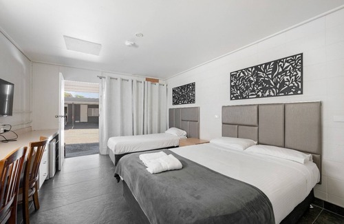 Gladstone Hotel | Gladstone CBD Motel
