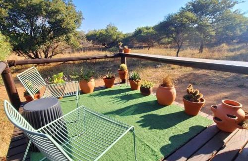 Beestekraal House | Glam Cabins at Vaalkop Dam Reserve