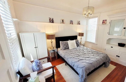 Nob Hill Condo | Glam Nob Hill - Centrally Located Cozy Haven