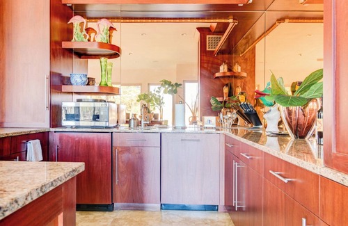 Sagaponack House | Glam-style home with private pool, open-floor plan, floor-to-ceiling.